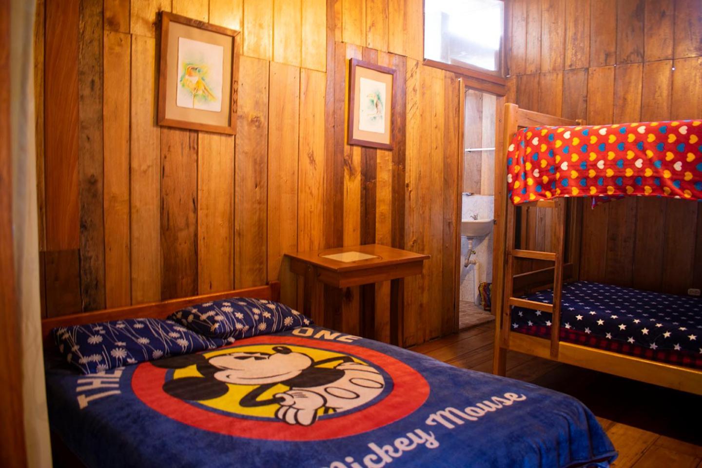 Hostal Los Farolitos Mindo Exteriör bild